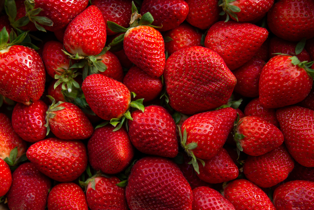 9 Manfaat Buah Strawberry yang Luar Biasa untuk Kesehatan dan Kecantikan yang Amazing